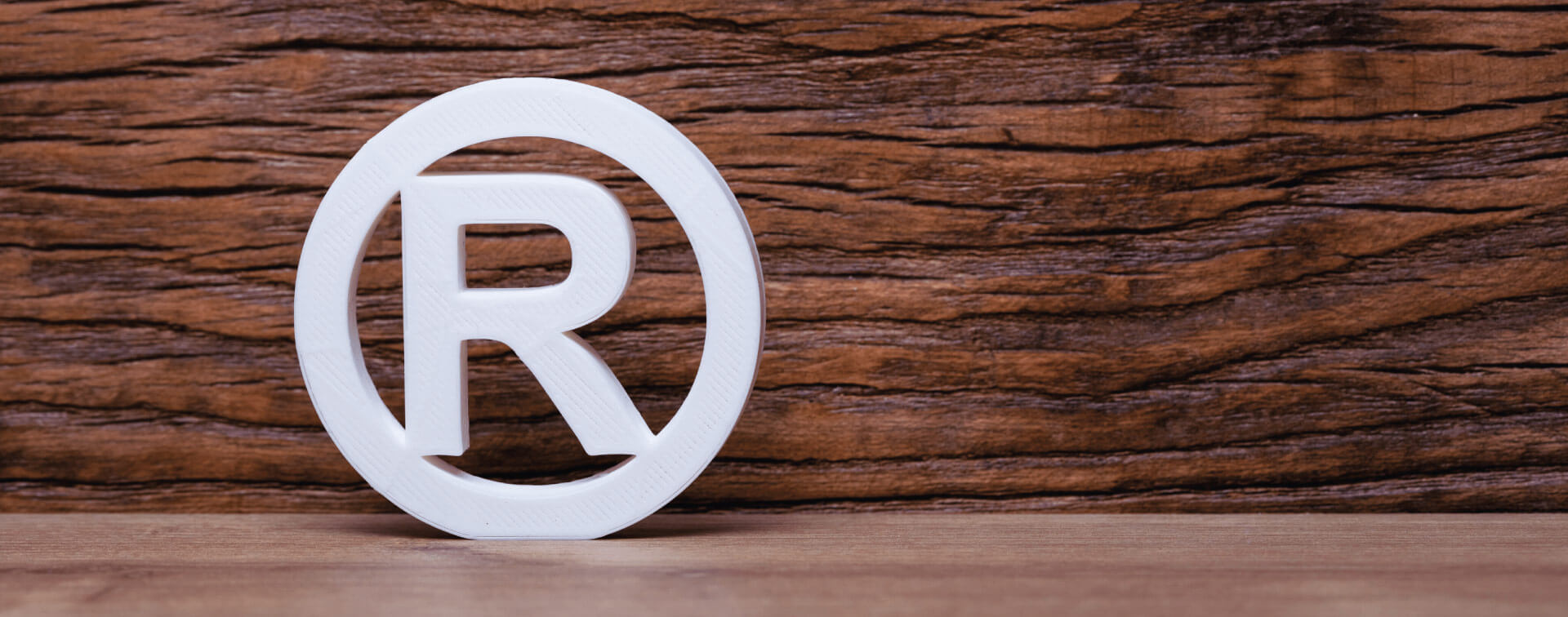 Registro R Sign Quando o símbolo de Registado ® é usado abusivamente - Atual Marcas